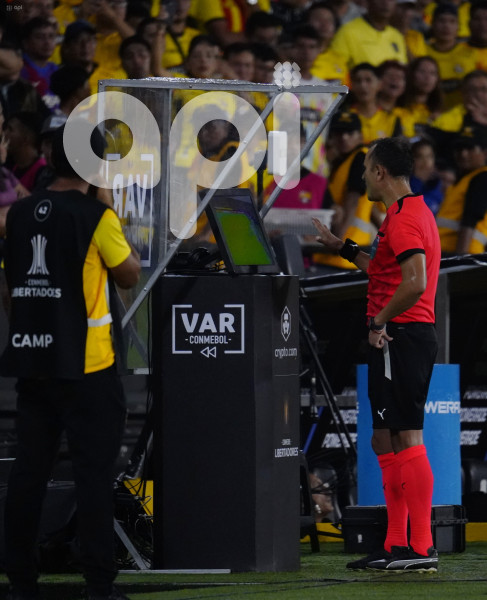 FBL-LIBERTADORES-BARCELONA-CORINTHIANS