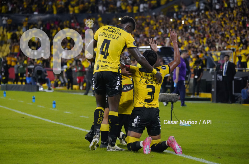 FBL-LIBERTADORES-BARCELONA-CORINTHIANS