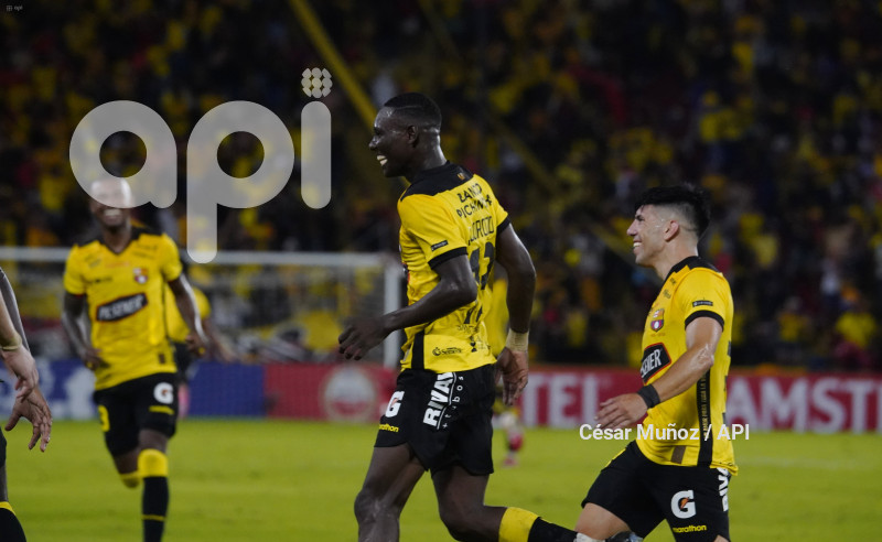 FBL-LIBERTADORES-BARCELONA-CORINTHIANS