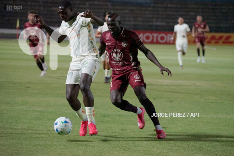 FBL CONMEBOL SUDAMERICANA MUSHUC RUNA VS ORENSE