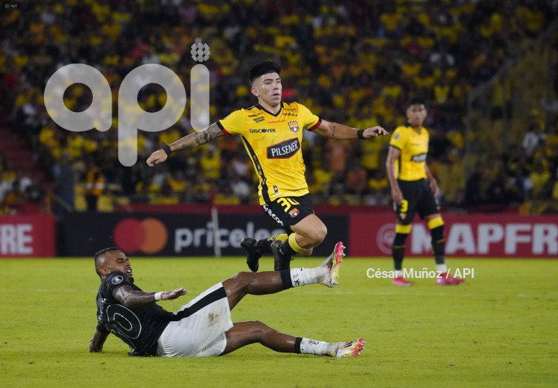 FBL-LIBERTADORES-BARCELONA-CORINTHIANS