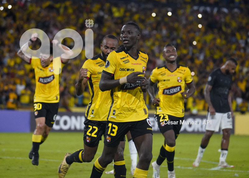 FBL-LIBERTADORES-BARCELONA-CORINTHIANS