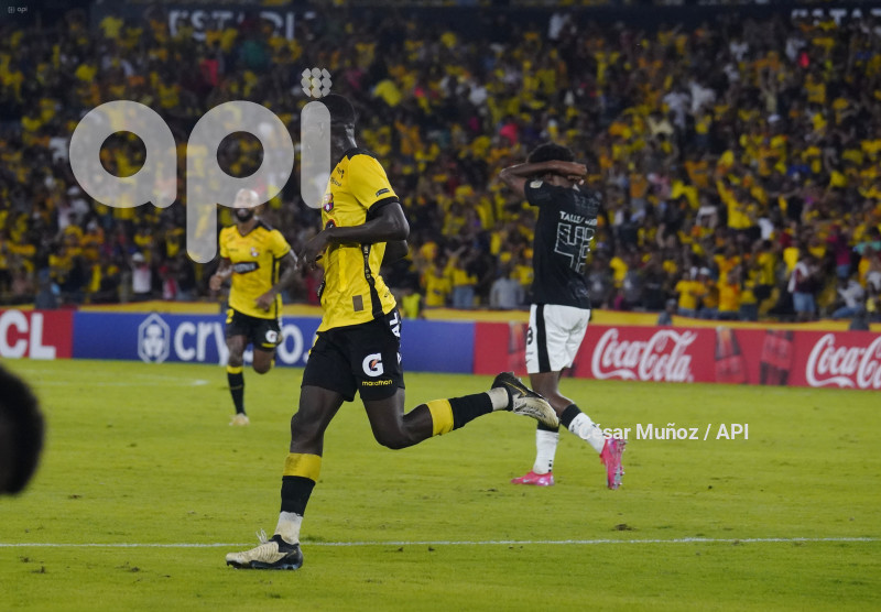 FBL-LIBERTADORES-BARCELONA-CORINTHIANS