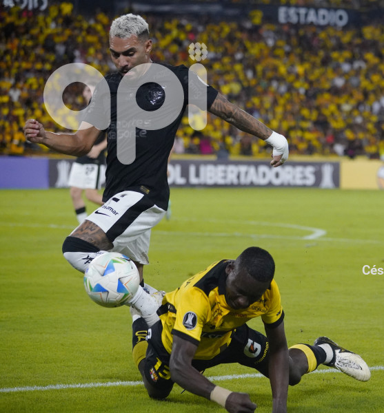 FBL-LIBERTADORES-BARCELONA-CORINTHIANS