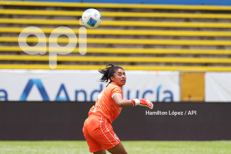 FBL-SUPERLIGA-FEMENINA-ECUABET-CATÓLICA-VINOTINTO