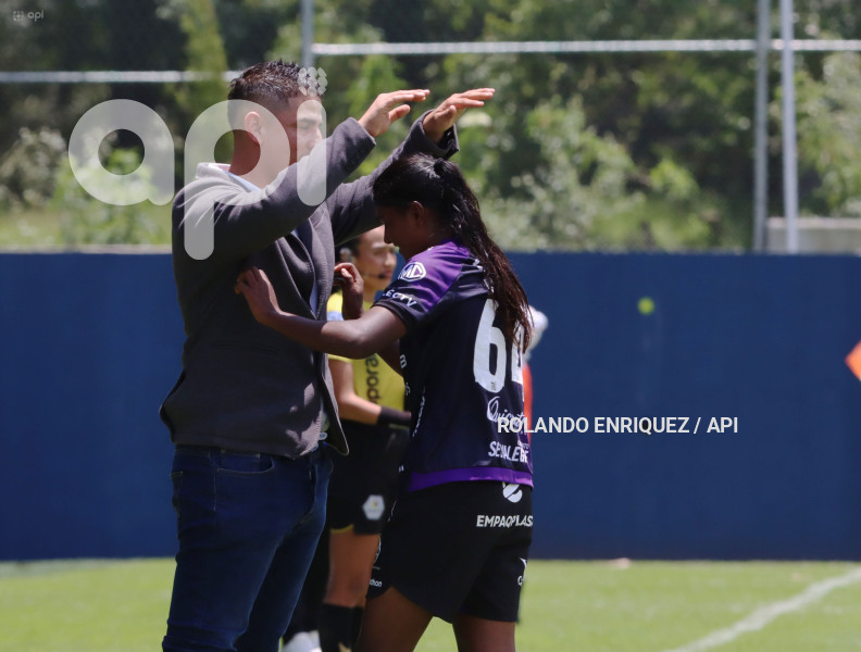 FBL SUPERLIGA FEMENINA DRAGONAS IDV VS  EMELEC