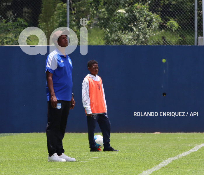 FBL SUPERLIGA FEMENINA DRAGONAS IDV VS  EMELEC
