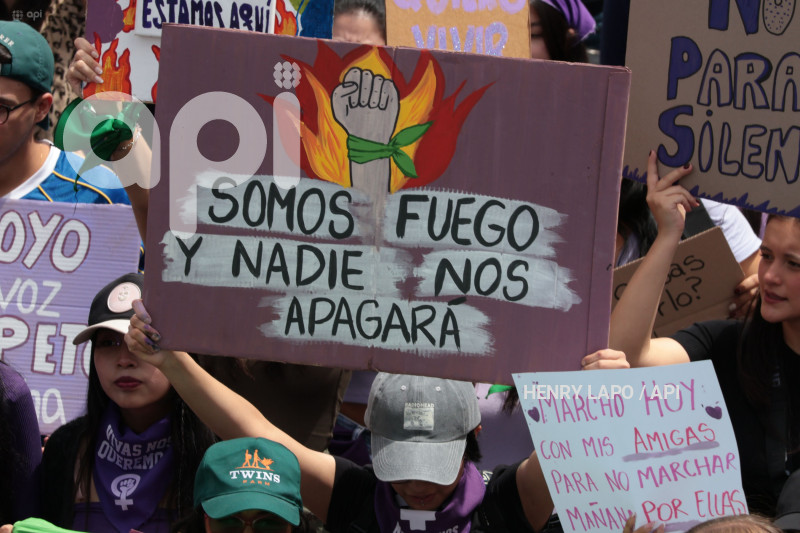 MARCHA DIA DE LA MUJER