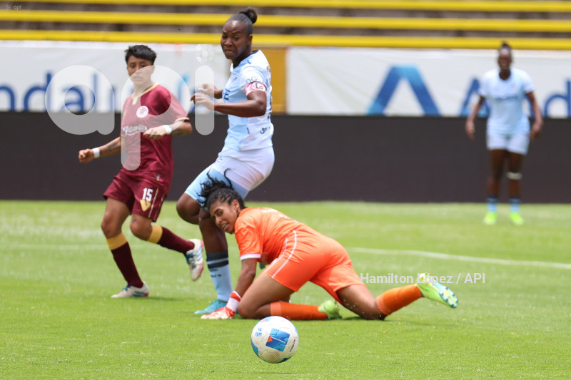 FBL-SUPERLIGA-FEMENINA-ECUABET-CATÓLICA-VINOTINTO