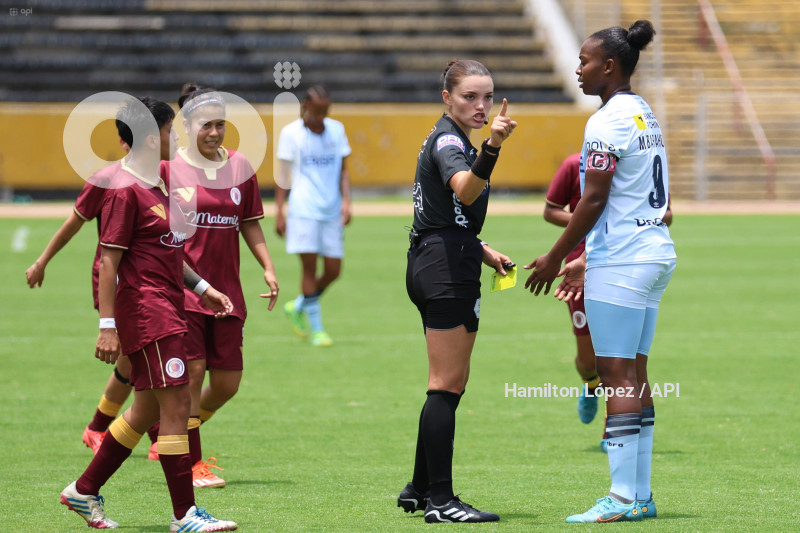 FBL-SUPERLIGA-FEMENINA-ECUABET-CATÓLICA-VINOTINTO