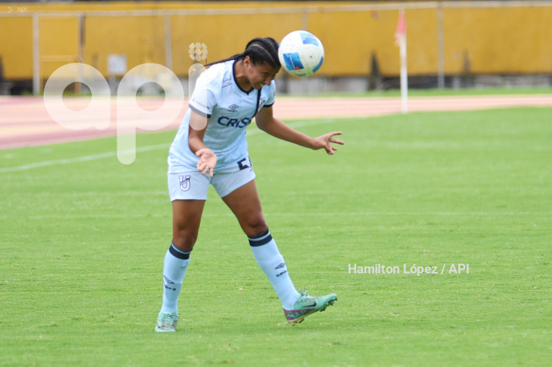 FBL-SUPERLIGA-FEMENINA-ECUABET-CATÓLICA-VINOTINTO