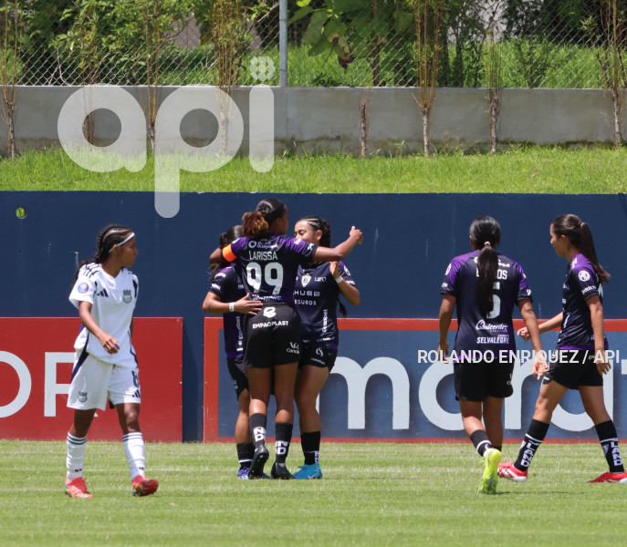 FBL SUPERLIGA FEMENINA DRAGONAS IDV VS  EMELEC
