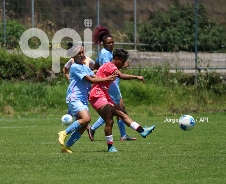 FBL SUPERLIGA FEMENINA MACARA VS NANAS