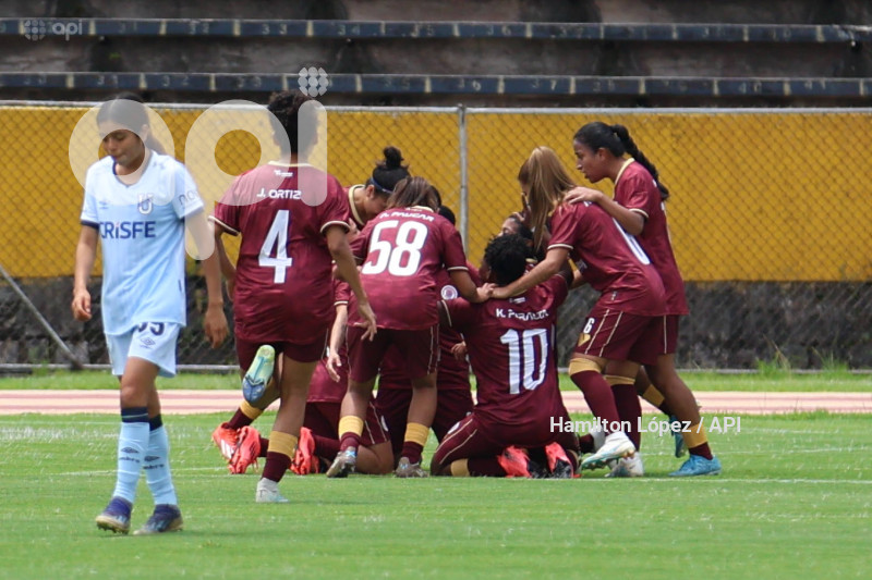 FBL-SUPERLIGA-FEMENINA-ECUABET-CATÓLICA-VINOTINTO