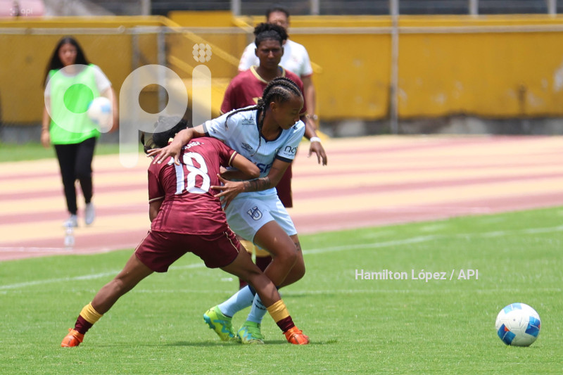 FBL-SUPERLIGA-FEMENINA-ECUABET-CATÓLICA-VINOTINTO