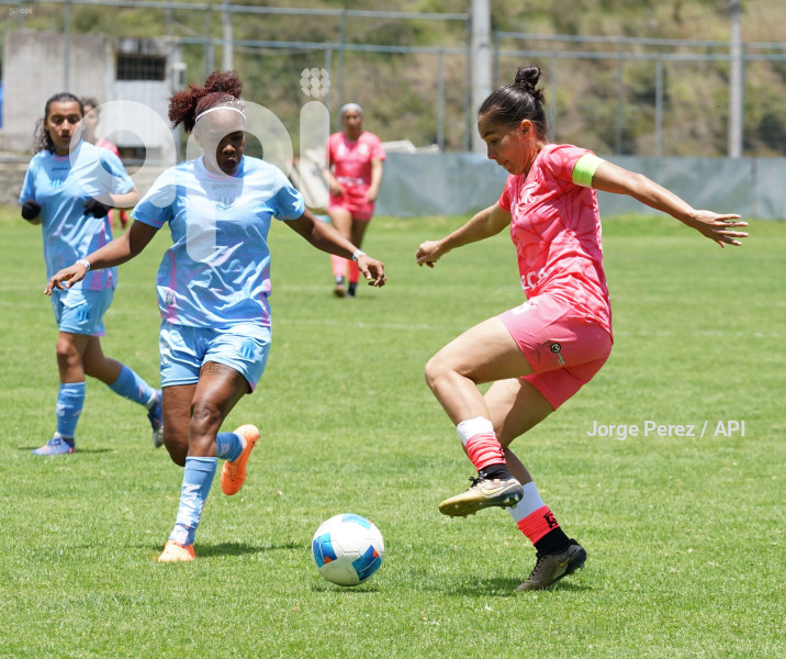 FBL SUPERLIGA FEMENINA MACARA VS NANAS