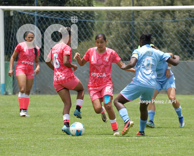 FBL SUPERLIGA FEMENINA MACARA VS NANAS