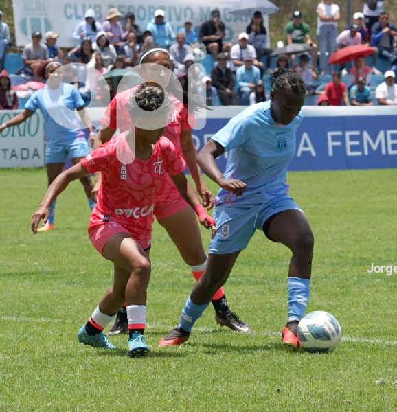 FBL SUPERLIGA FEMENINA MACARA VS NANAS