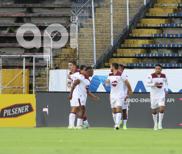 FBL LIGAPRO ECUABET VINO TINTO VS EMELEC