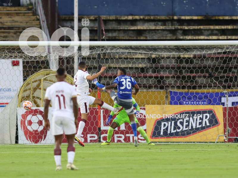 FBL LIGAPRO ECUABET VINO TINTO VS EMELEC