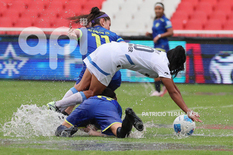 FBL SUPERLIGA FEMENINA LDU QUITO VS ESPUCE