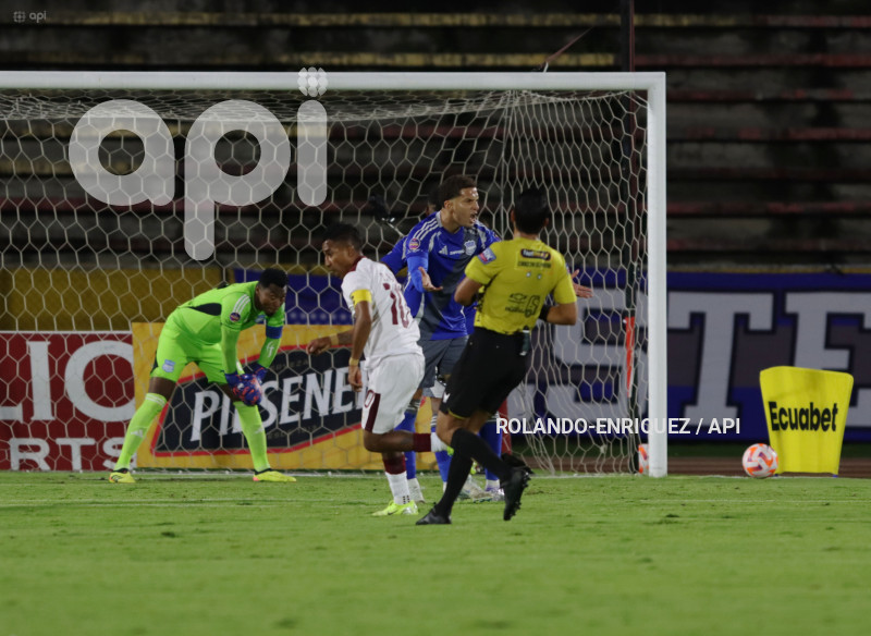 FBL LIGAPRO ECUABET VINO TINTO VS EMELEC
