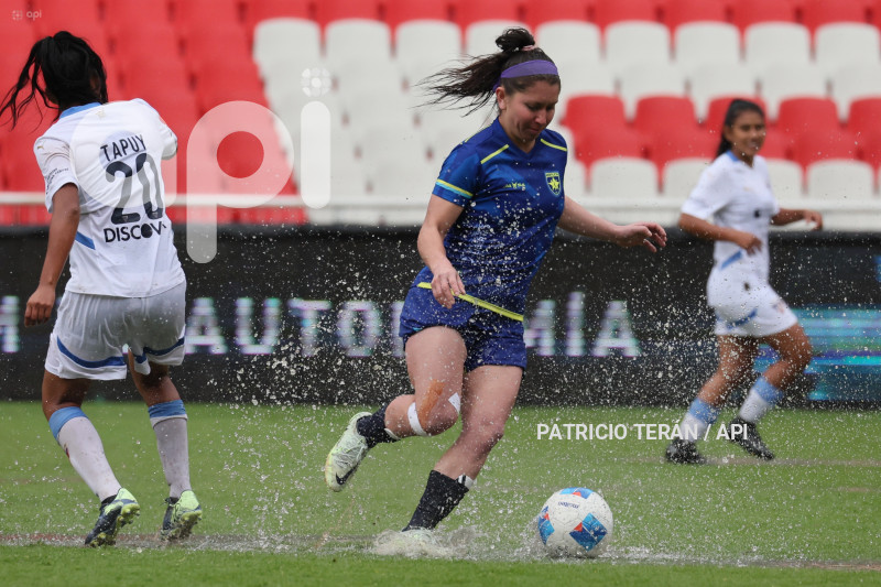FBL SUPERLIGA FEMENINA LDU QUITO VS ESPUCE