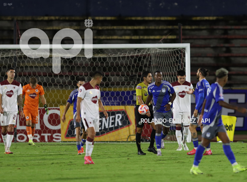 FBL LIGAPRO ECUABET VINO TINTO VS EMELEC