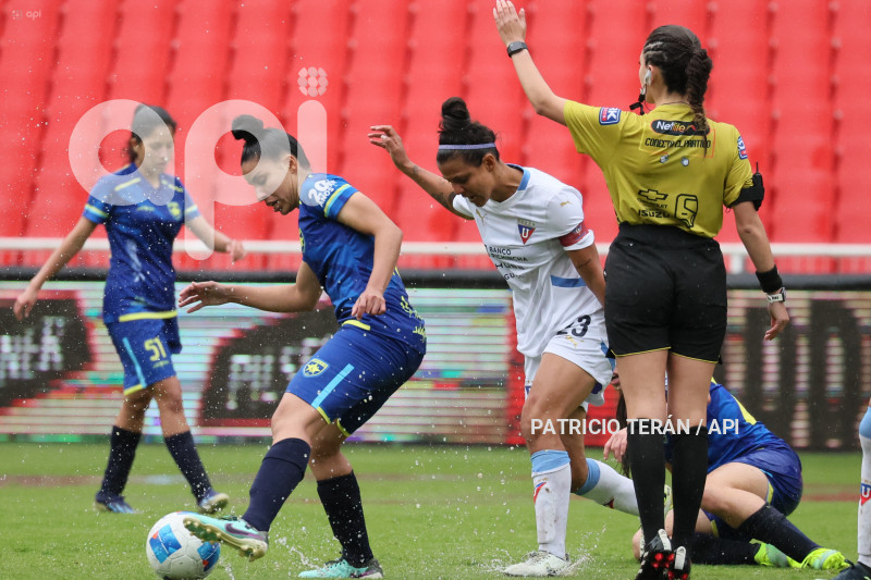 FBL SUPERLIGA FEMENINA LDU QUITO VS ESPUCE
