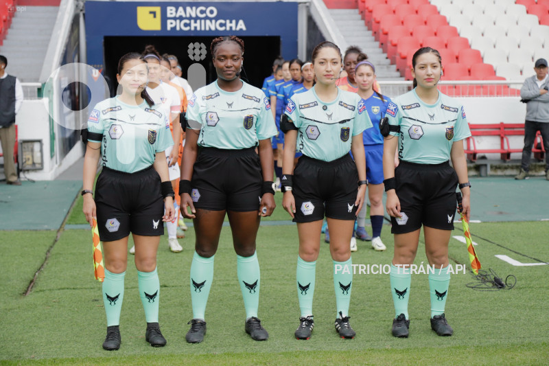 FBL SUPERLIGA FEMENINA LDU QUITO VS ESPUCE