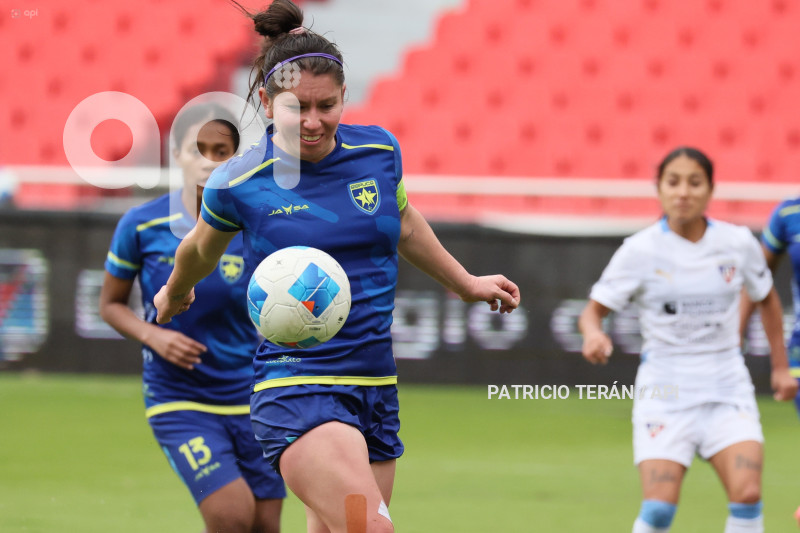 FBL SUPERLIGA FEMENINA LDU QUITO VS ESPUCE