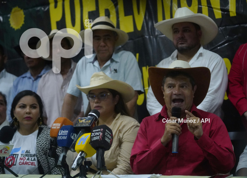 GYE-APOYO A LUISA GONZALEZ