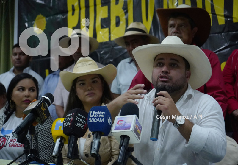 GYE-APOYO A LUISA GONZALEZ
