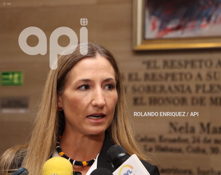 ASAMBLEA GABRIELA GOLDBAUN