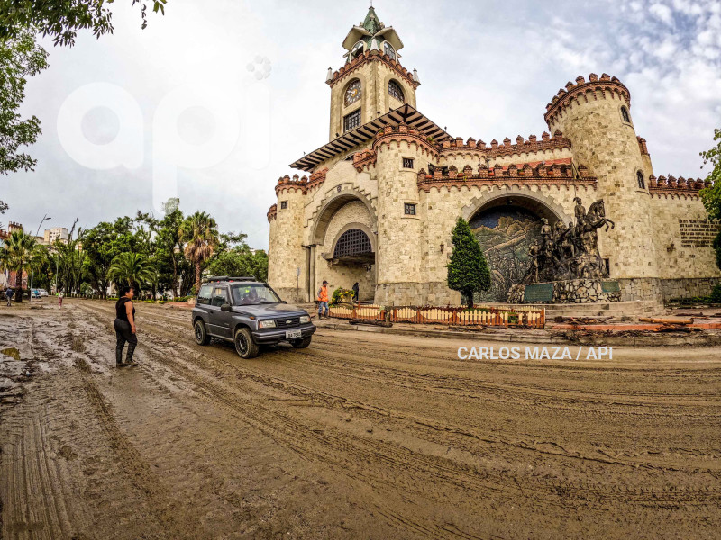LOJA - INUNDACIONES - CLIMA 