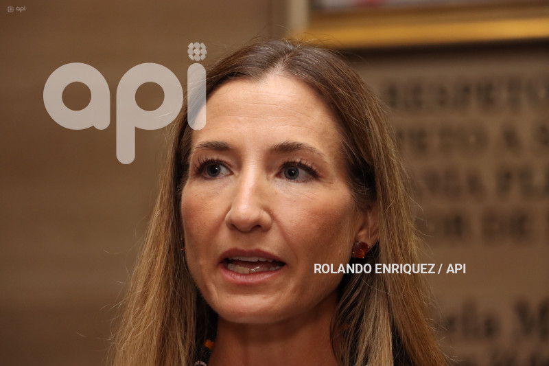 ASAMBLEA GABRIELA GOLDBAUN