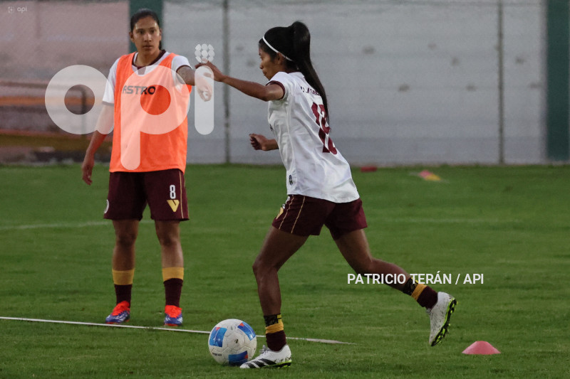 FBL SUPERLIGA FEMENINA VINO TINTO VS DEPORTIVO IBARRA