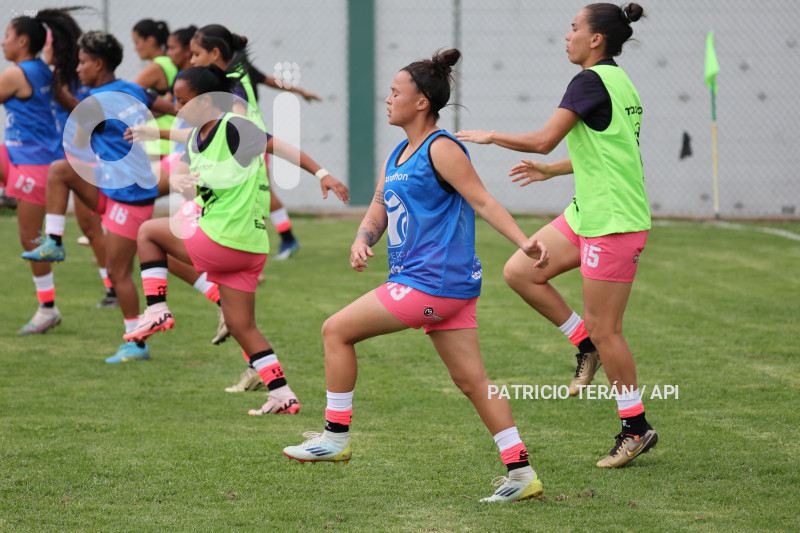 FBL SUPERLIGA FEMENINA CLUB NANAS VS UNIVERSIDAD CATOLICA