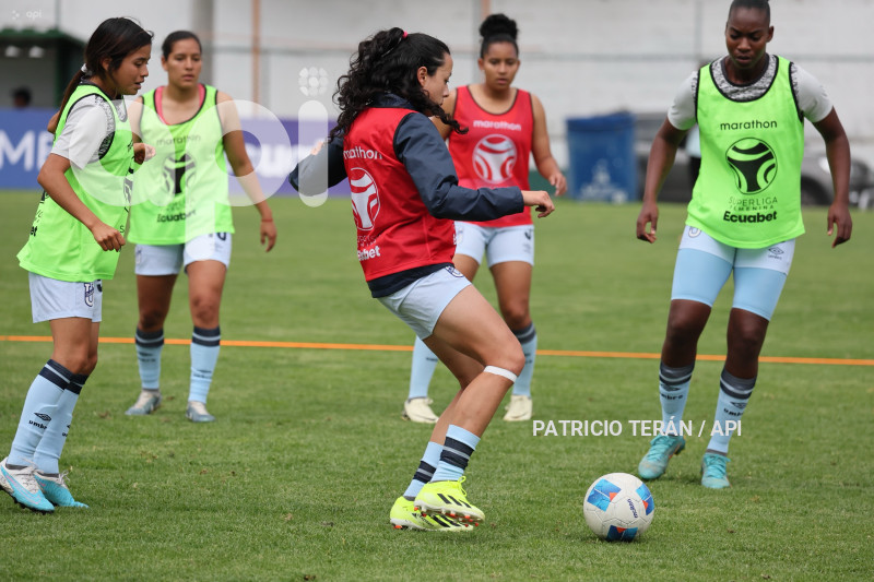 FBL SUPERLIGA FEMENINA CLUB NANAS VS UNIVERSIDAD CATOLICA