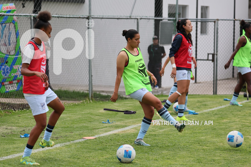 FBL SUPERLIGA FEMENINA CLUB NANAS VS UNIVERSIDAD CATOLICA