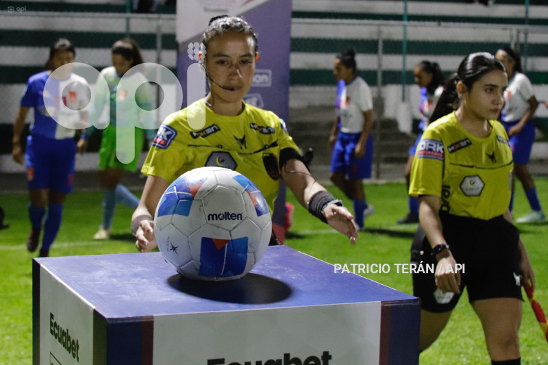 FBL SUPERLIGA FEMENINA VINO TINTO VS DEPORTIVO IBARRA