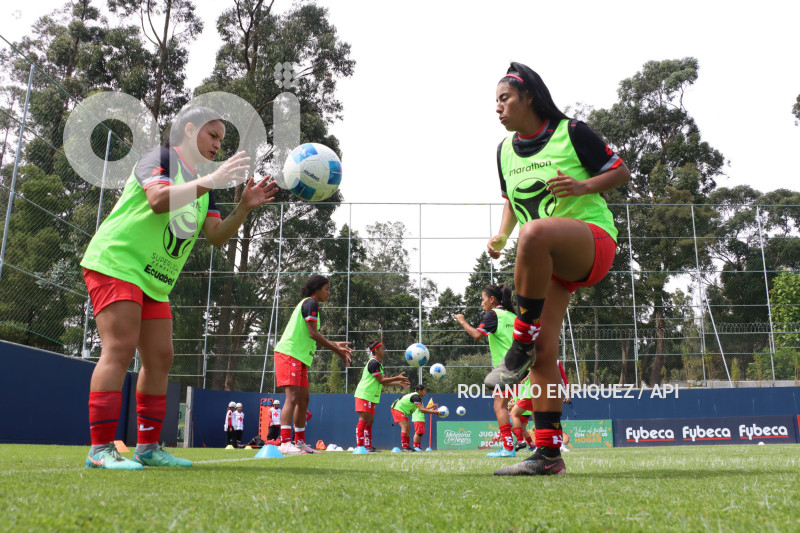 FBL SUPERLIGA FEMENINA DRAGONAS IDV VS NACIONAL