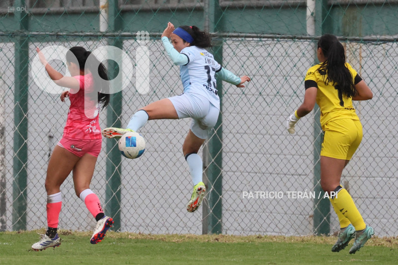FBL SUPERLIGA FEMENINA CLUB NANAS VS UNIVERSIDAD CATOLICA