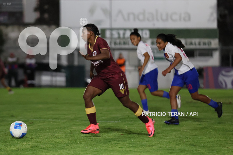 FBL SUPERLIGA FEMENINA VINO TINTO VS DEPORTIVO IBARRA
