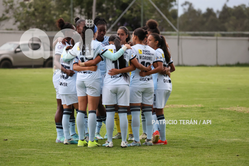 FBL SUPERLIGA FEMENINA CLUB NANAS VS UNIVERSIDAD CATOLICA