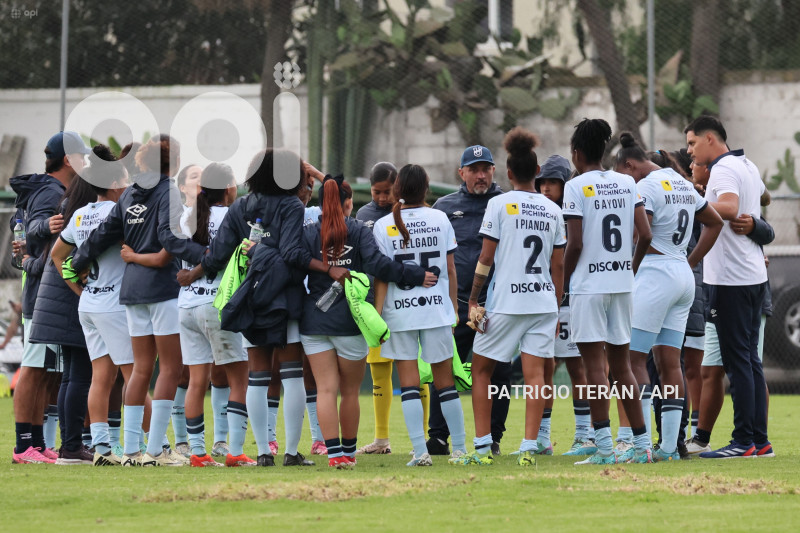 FBL SUPERLIGA FEMENINA CLUB NANAS VS UNIVERSIDAD CATOLICA