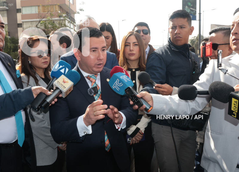 DENUNCIAS ADN A REVOLUCION CIUDADANA