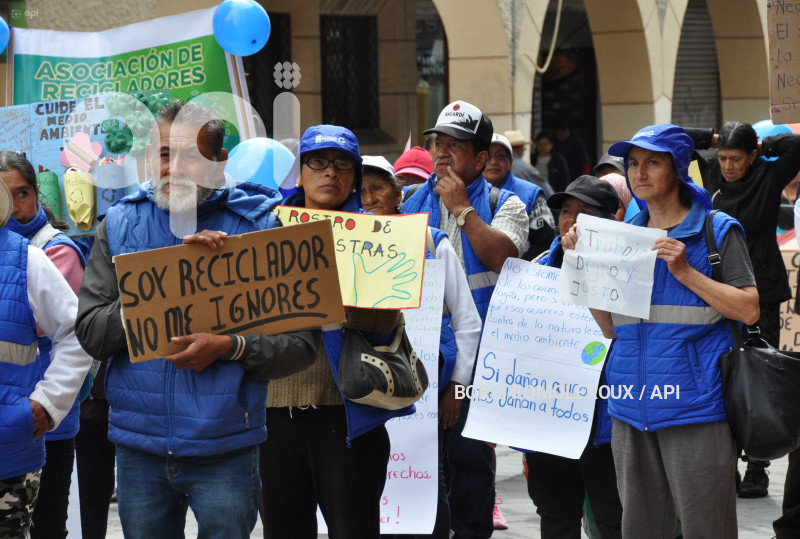 MARCHA-DIA MUNDIAL DEL RECICLADOR