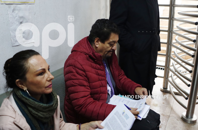 USO CELULAR EN ELECCIONES