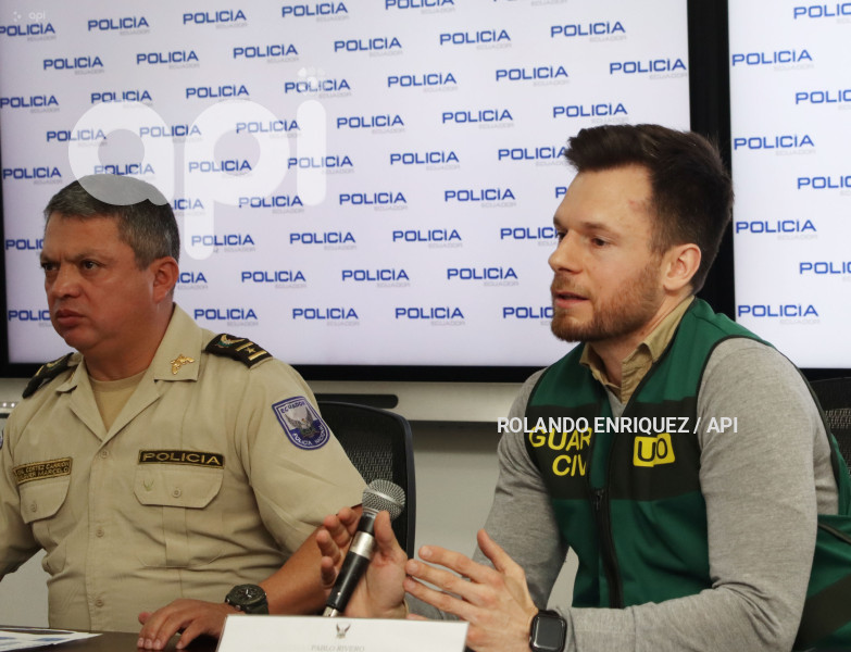 POLICIA OPERATIVOS GRAN FENIX  13 Y 14